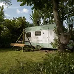 Domicile Adore With Garden By Interhome Βίλα Οστένδη