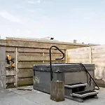 Villa Domicile Adore With Garden By Interhome *