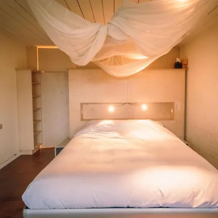 Vila Domicile Adore With Garden By Interhome