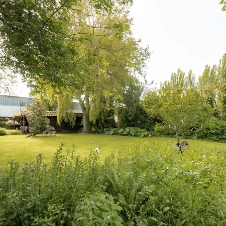 Domicile Adore With Garden By Interhome Вилла