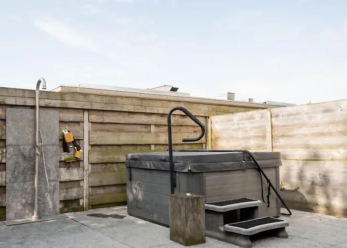 别墅 Domicile Adore With Garden By Interhome *